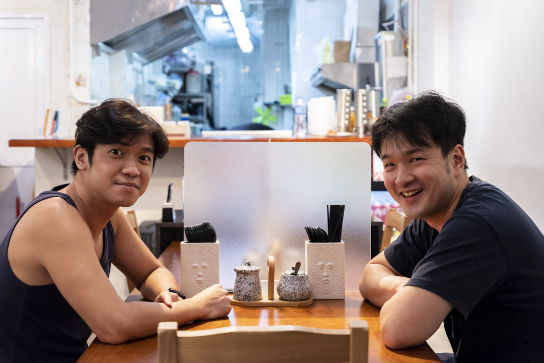 2022年7月,80后Leslie和朋友Sean在旺角女人街开设自家品牌“三一饺子”分店。