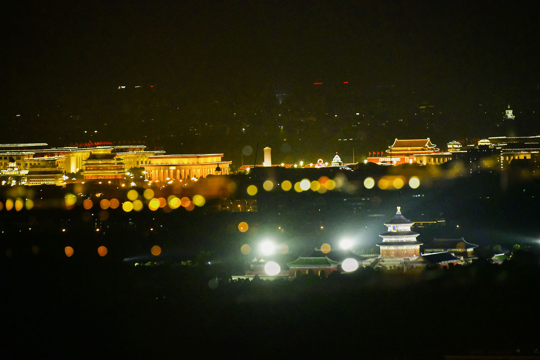 2022年10月6日,北京夜景。