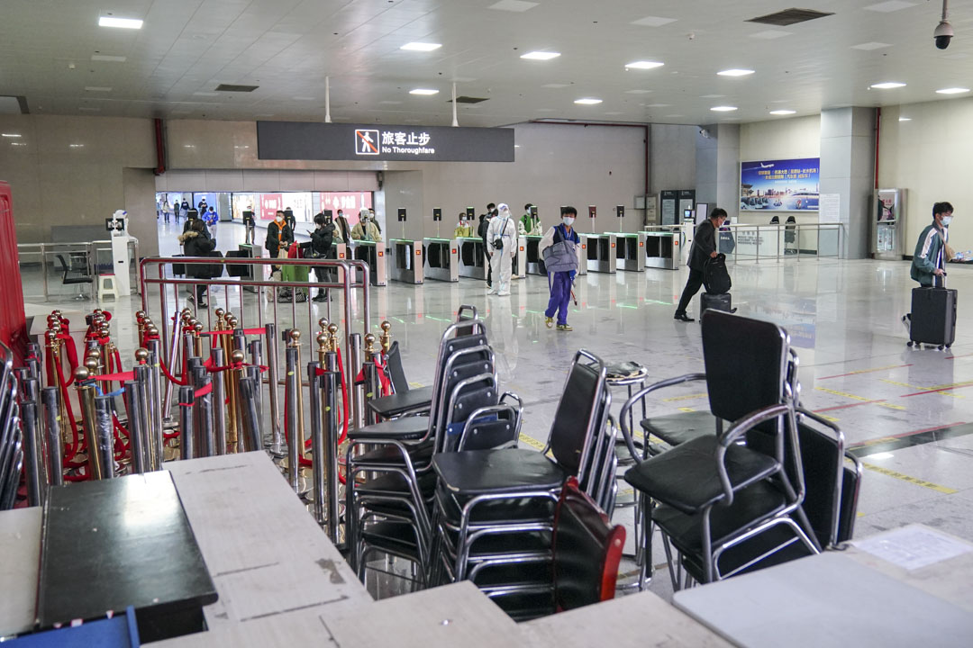 2022年12月8日,中國雲南昆明火車站,到站人士不用再進行核酸檢測。