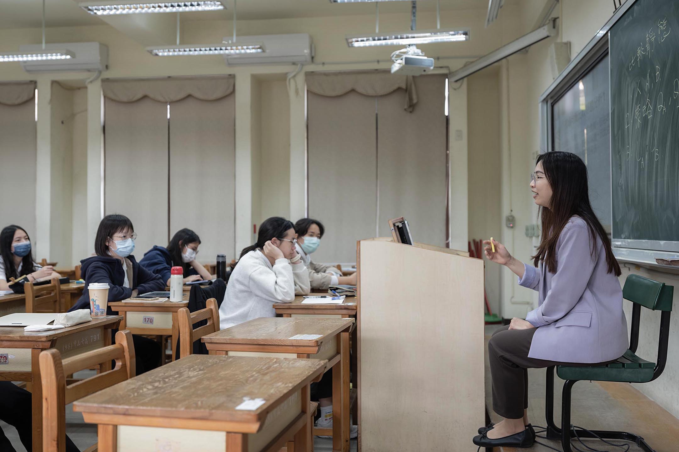 中山女高内的「人社班」。