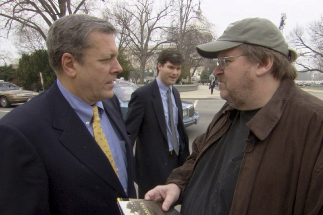 《华氏911》(Fahrenheit 9/11)剧照。