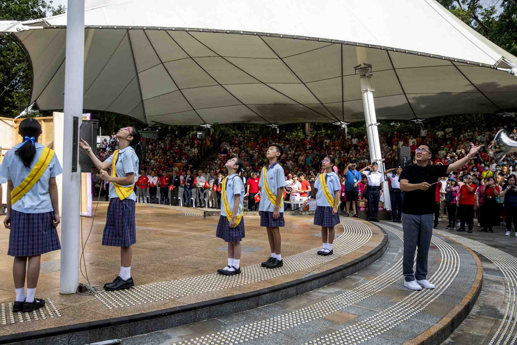 2023年7月1日,大埔海濱公園,大埔各界慶祝香港回歸26周年升旗禮。攝:陳焯煇/端傳媒