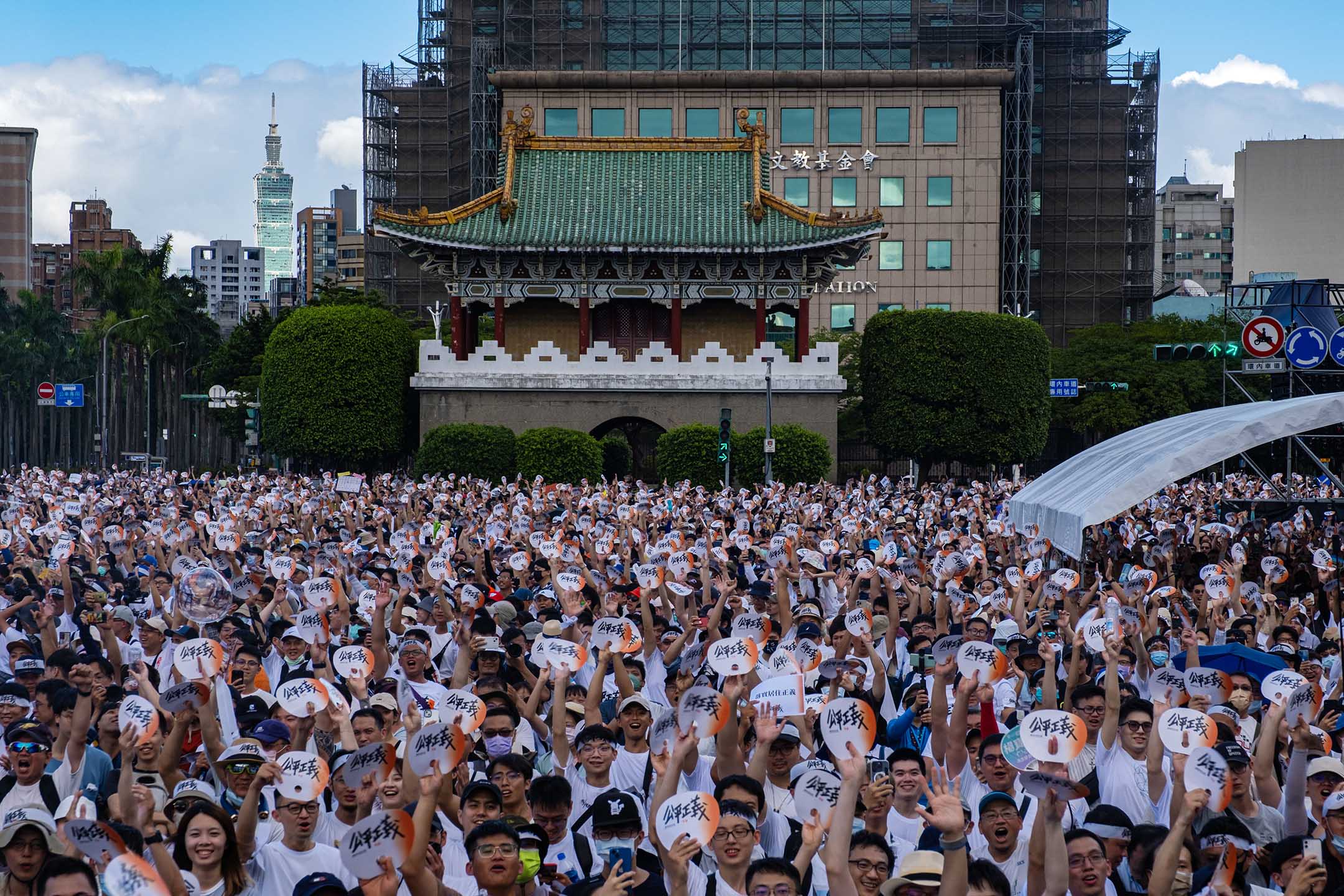 2023年7月16日,台北,「公平正義救台灣」遊行。攝:陳焯煇/端傳媒