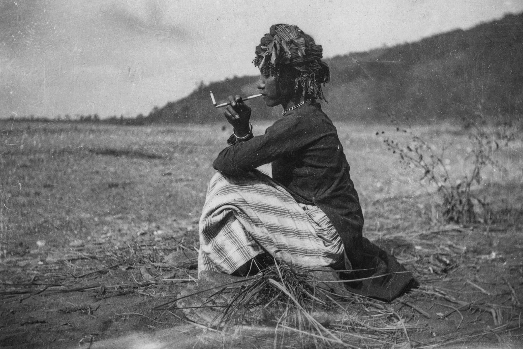 1925年,台湾,排湾族妇女。摄:Royal Geographical Society via Getty Images