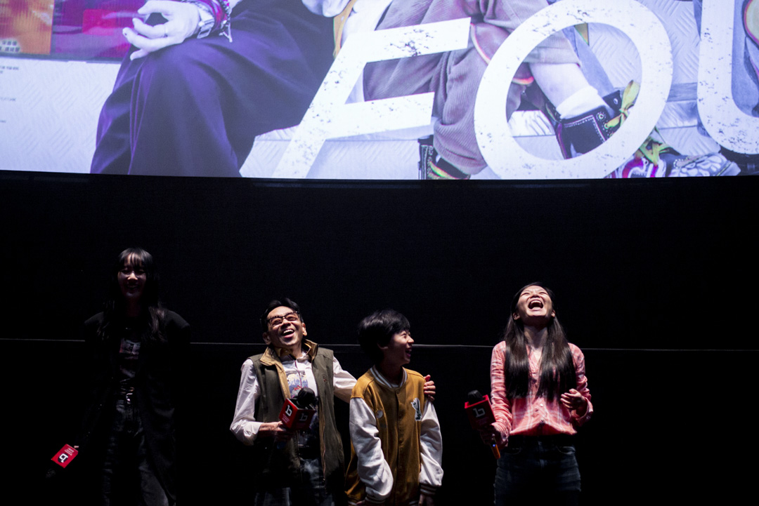 《4拍4家族》监制及主演泰迪罗宾、导演赖恩慈及片中演员出席谢票场。摄:林振东/端传媒