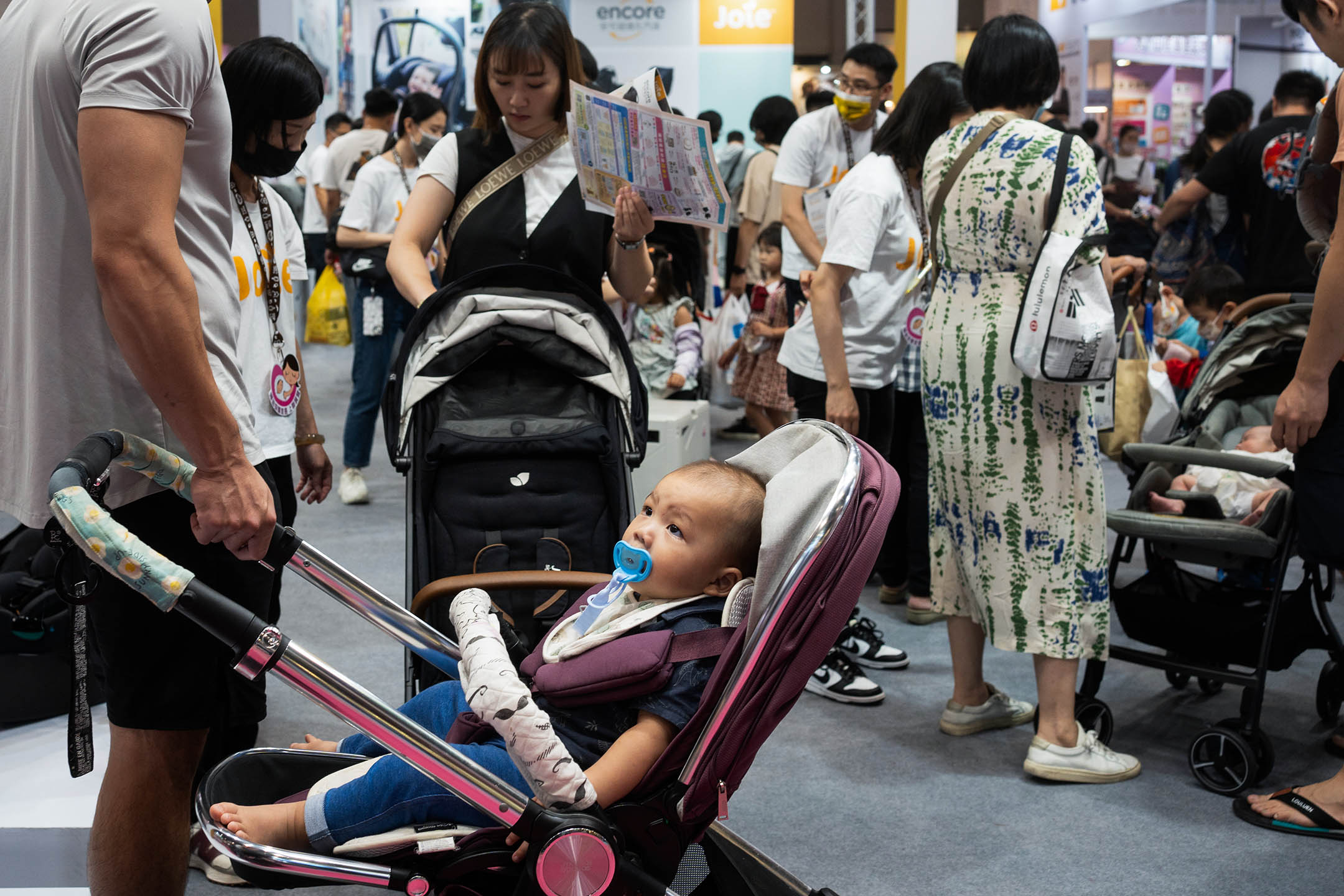 2023年10月9日,台北国际妇幼展。摄:黄永俊/端传媒