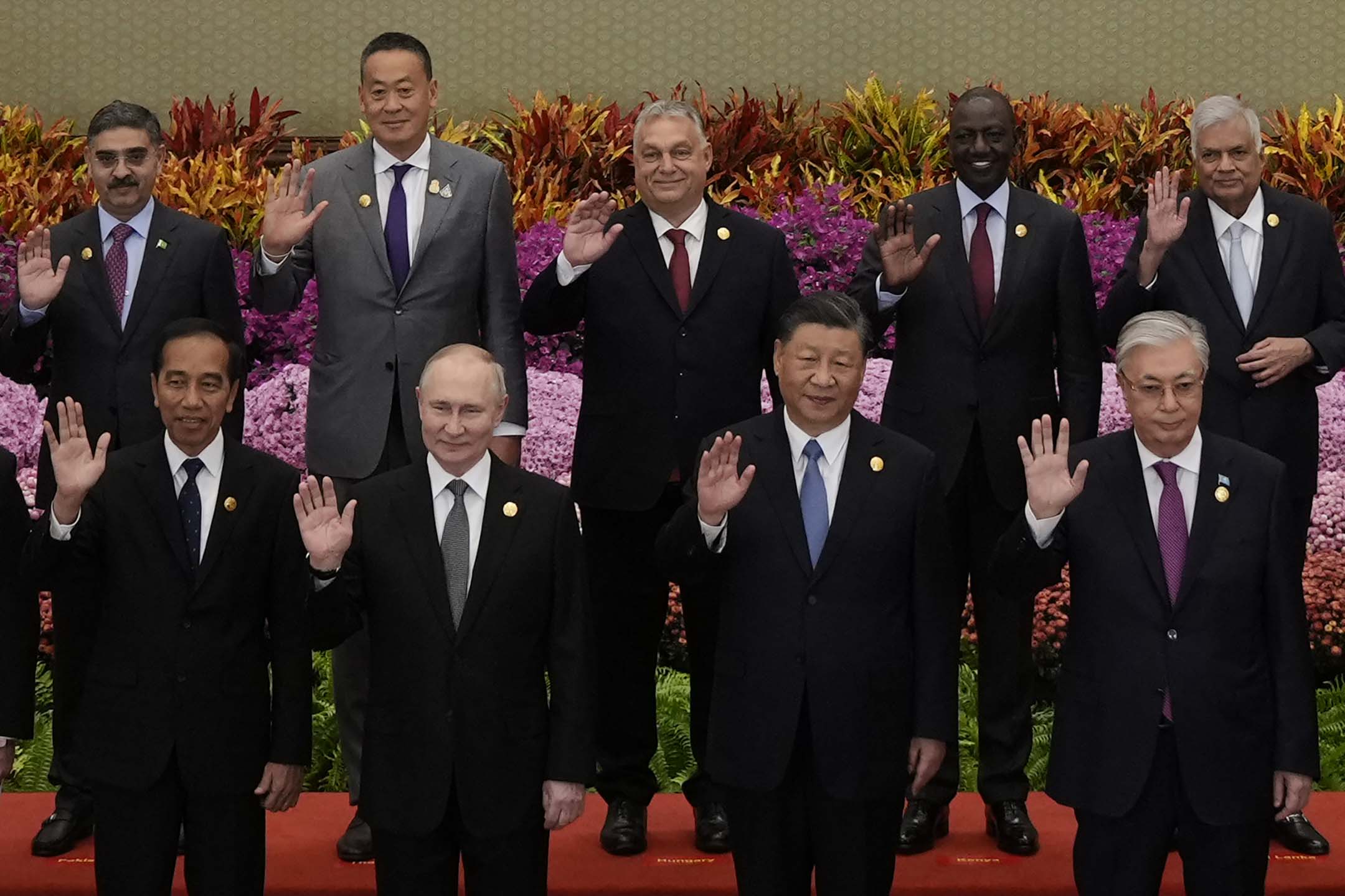 2023年10月18日,中国北京,各国领袖在“一带一路 ”高峰论坛上合影留念。 摄:Suo Takekuma-Pool/Getty Images