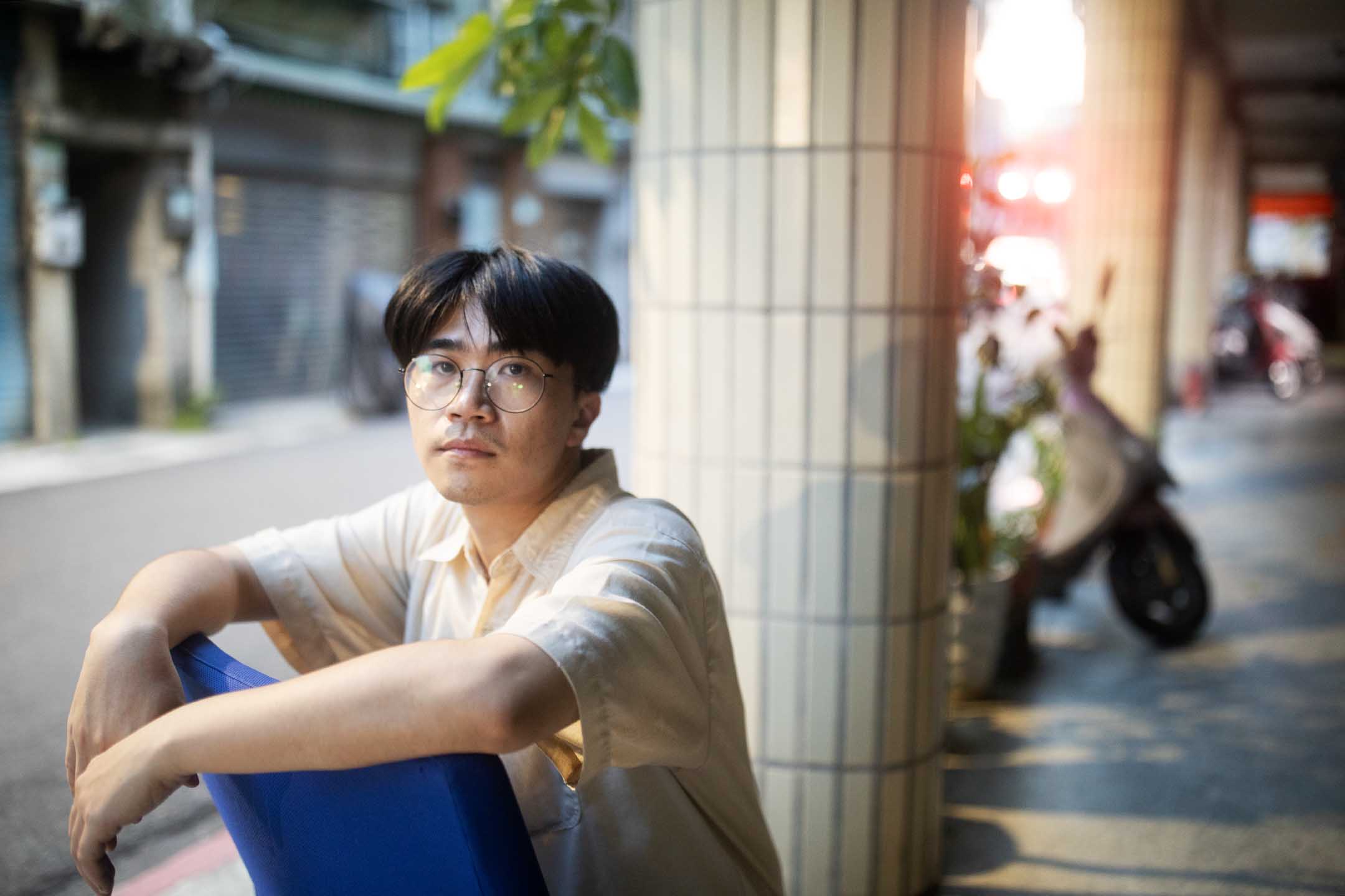 裝咖人主唱張嘉祥。攝:陳焯輝/端傳媒