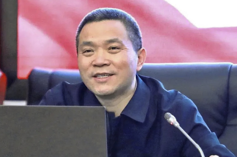 中國航天科技集團副總經理王長青。