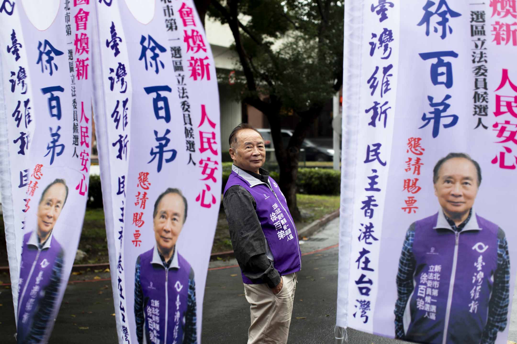 徐百弟曾在簡香港擔任17年區議員，參政經驗豐富。攝：林振東/端傳媒