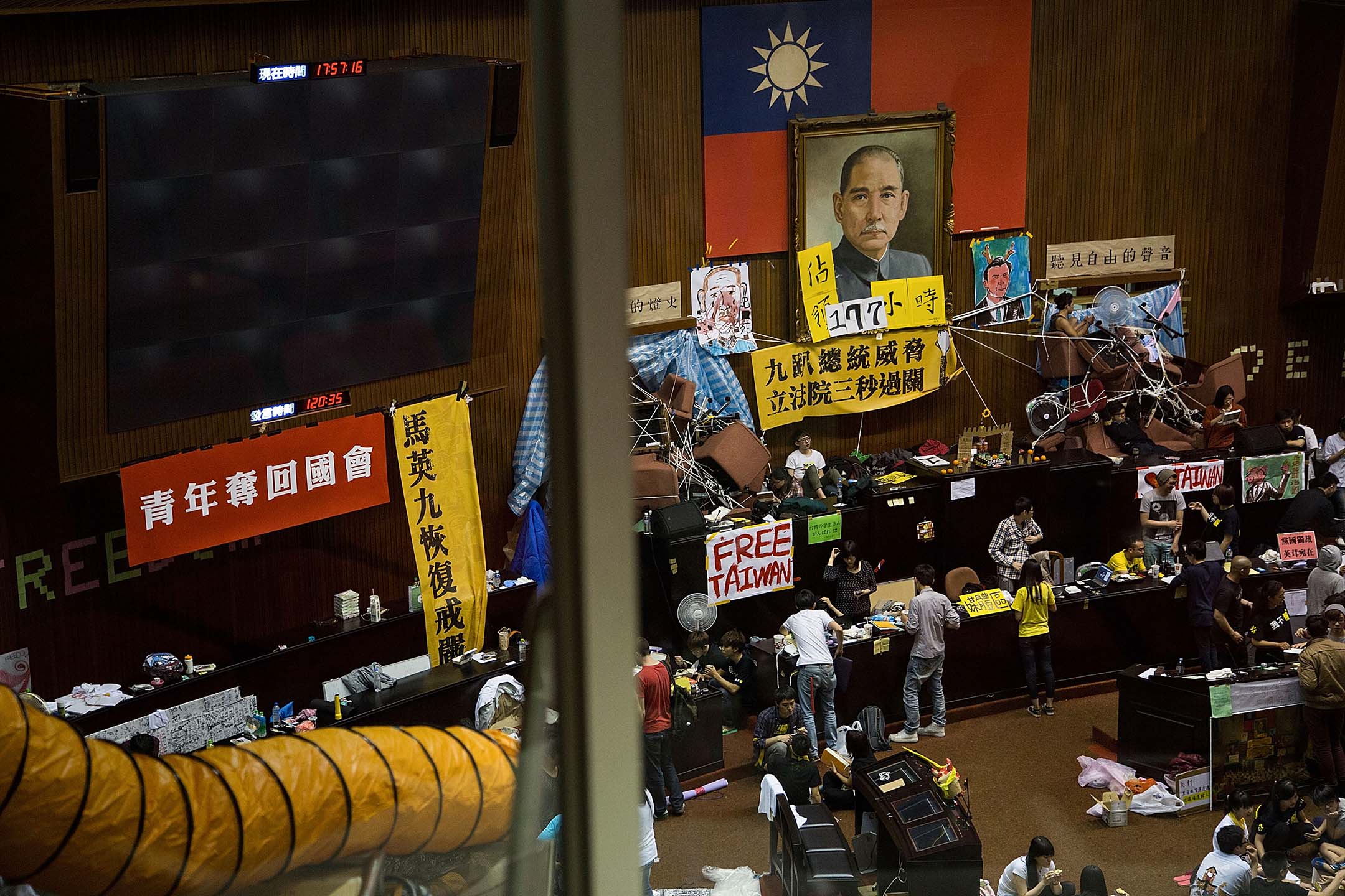 2014年3月24日,台北,學生示威者佔領立法院。攝:Lam Yik Fei/Getty Images
