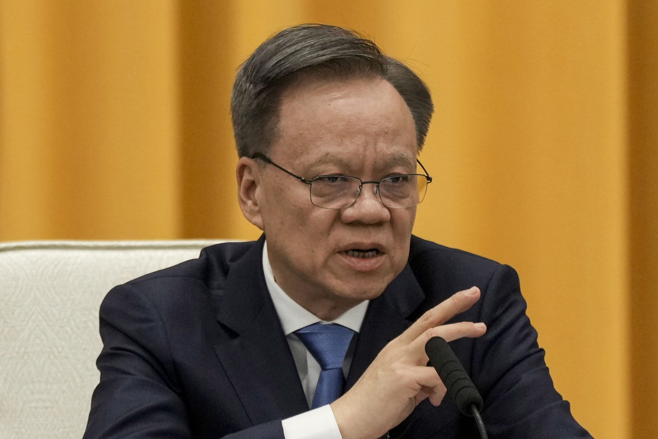 2024年3月6日,中国北京,全国人大会期间,天津市委书记陈敏尔在审议政府工作报告时发表讲话。摄:Tatan Syuflana/AP/达志影像