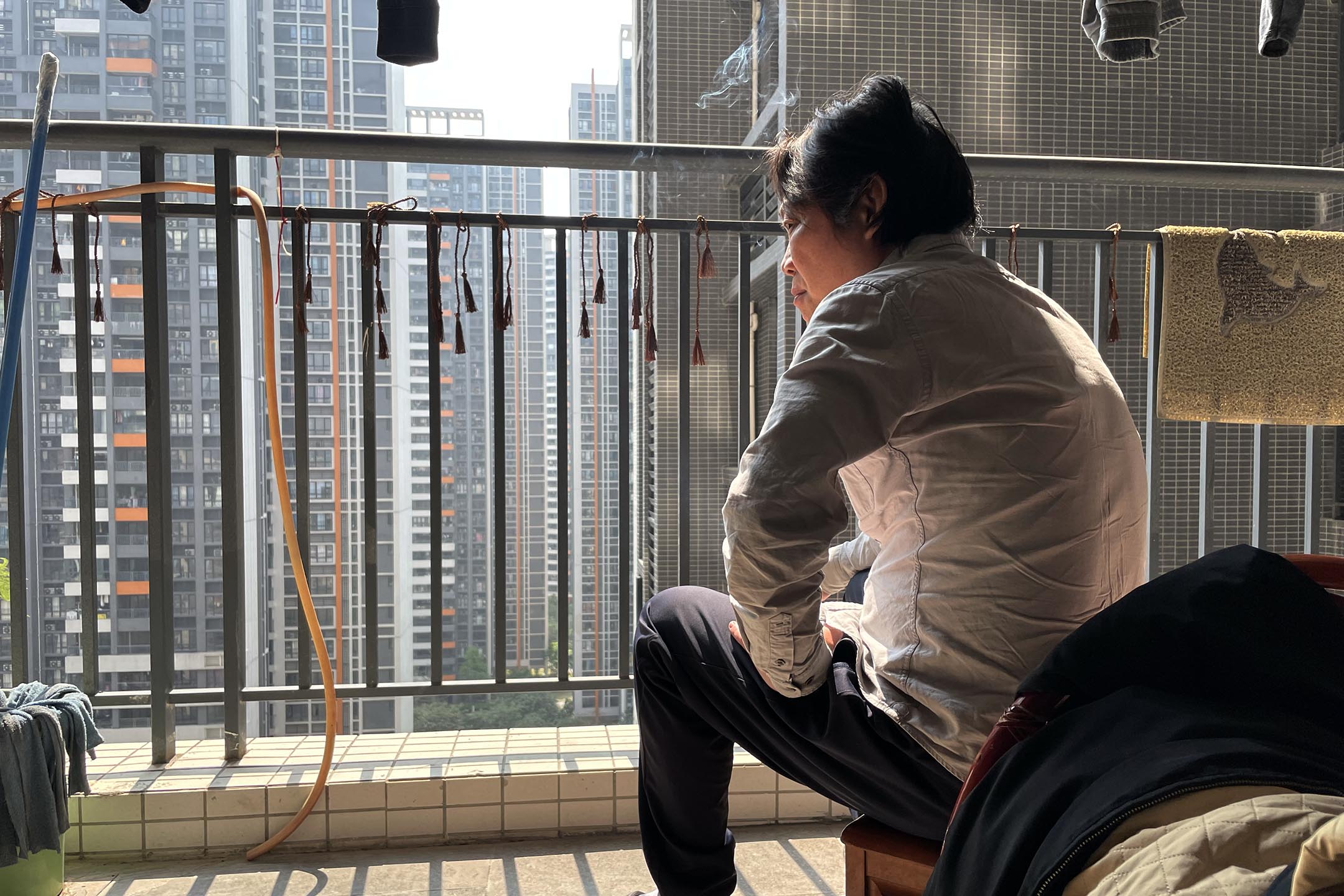 2023年，孟晗在廣州南沙家中接受採訪。圖：作者提供