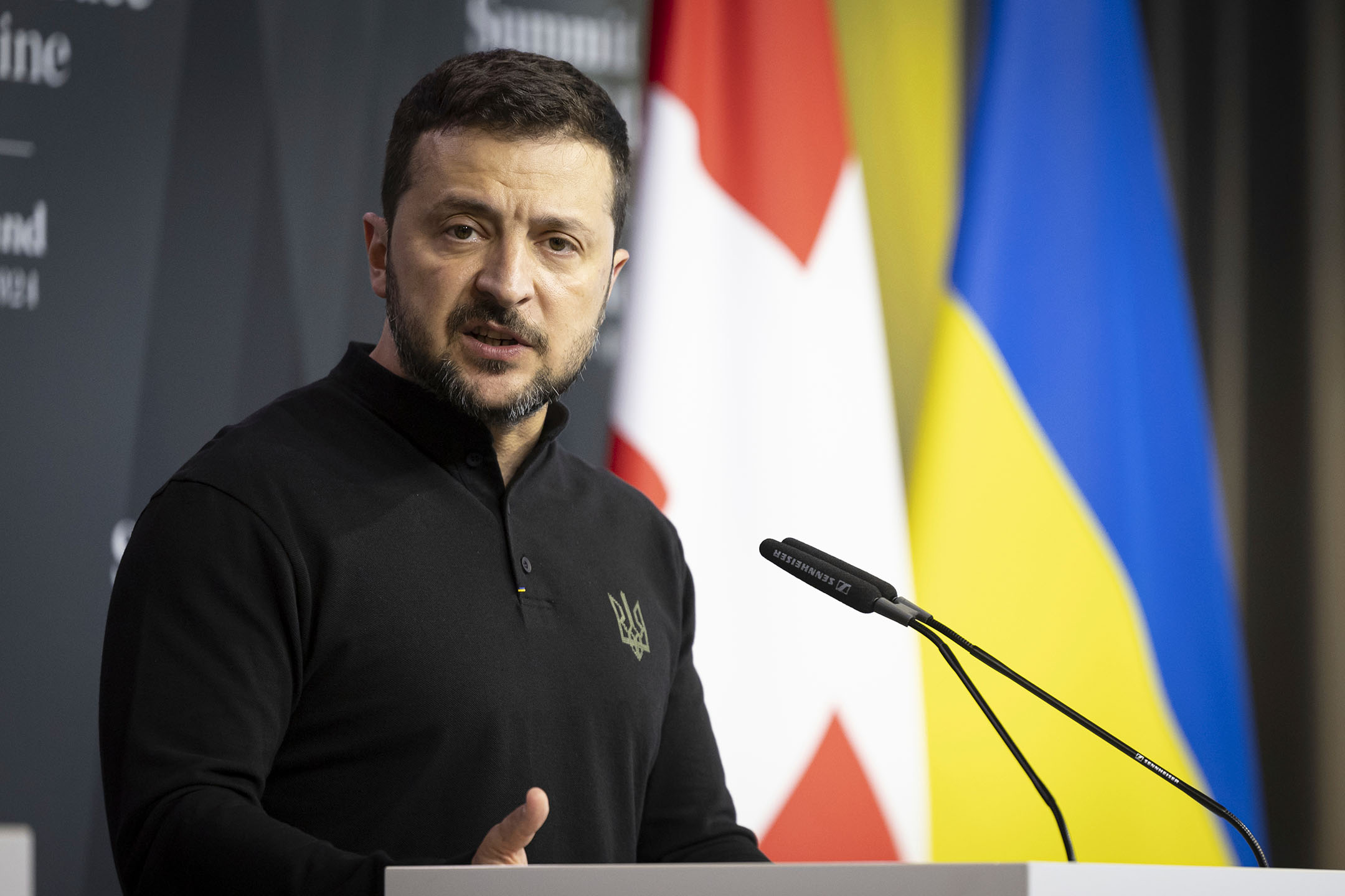 2024年6月15日,烏克蘭總統澤倫斯基(Volodymyr Zelenskyy)出席在瑞士奧布爾根舉行的烏克蘭和平峰會。攝:Michael Buholzer/Keystone via AP/達志影像
