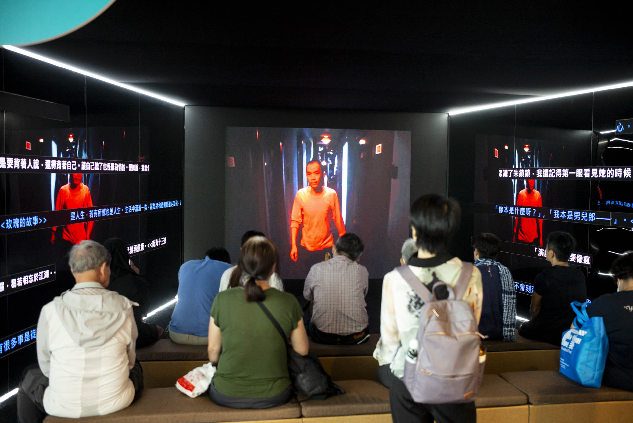 2024年7月17日，香港書展以「影視文學」為年度主題，「文藝廊」推介6位推介作家、6個焦點導演，和10個經典改編的影視作品。攝：林振東/端傳媒