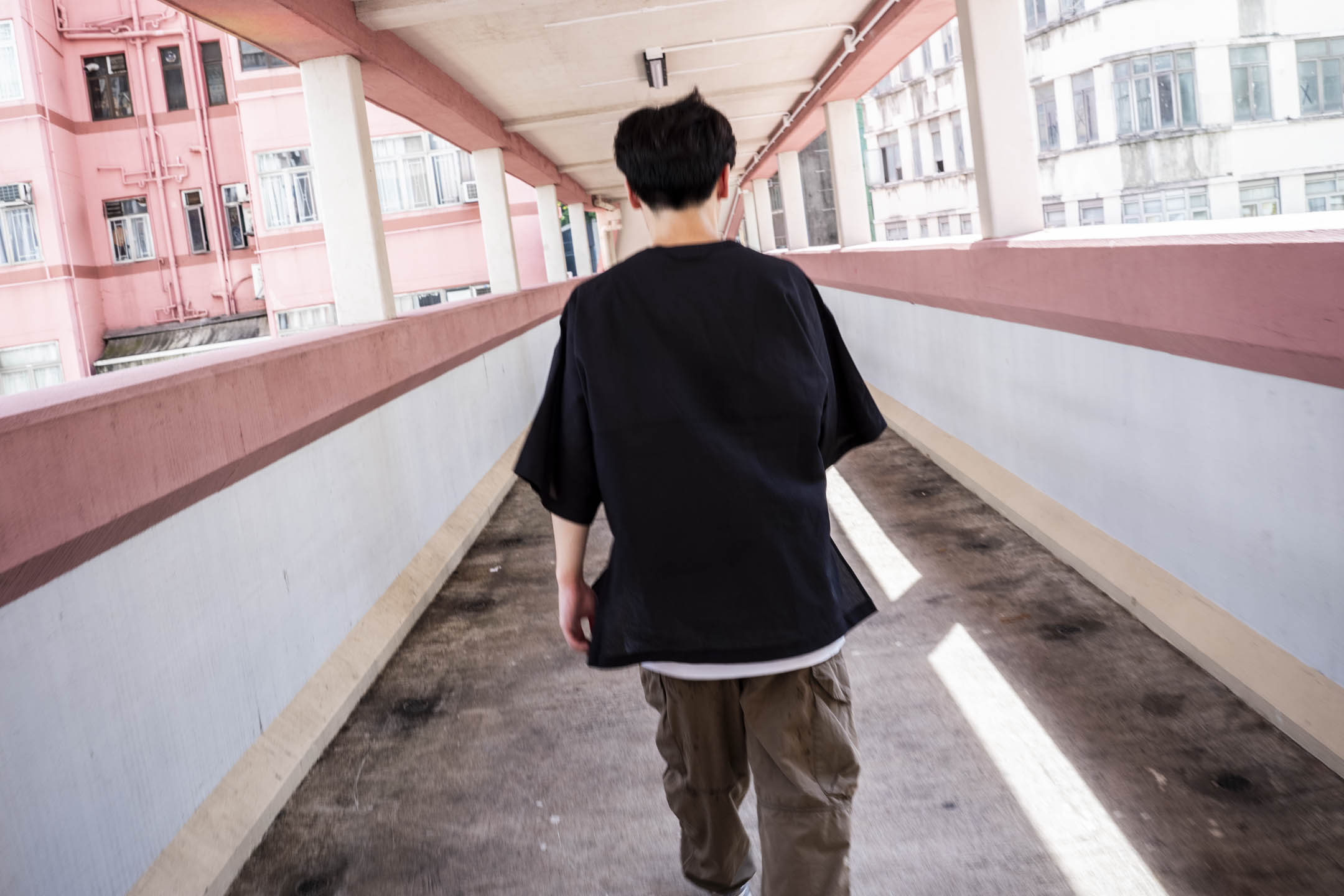 Sunny 為 Threads 中的自己設計了一個「搶口」的角色——經常發表大膽言論,增加曝光率。攝:林振東/端傳媒