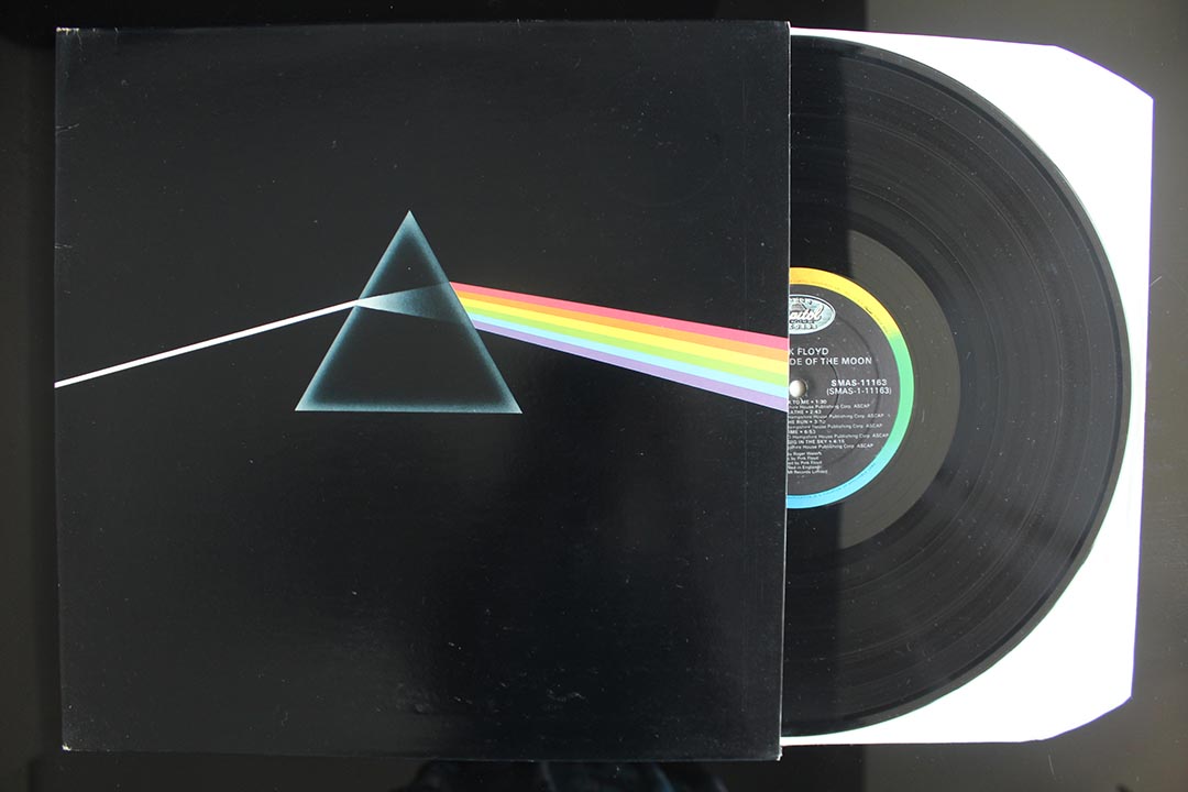 1973年面世的第8張專輯《The Dark Side Of The Moon》之典故,包括在1973至88年間於美國Billboard Top 200排行榜上逗留了741個星期(超過14年)而創下世界紀錄。(圖片由袁智聰提供)