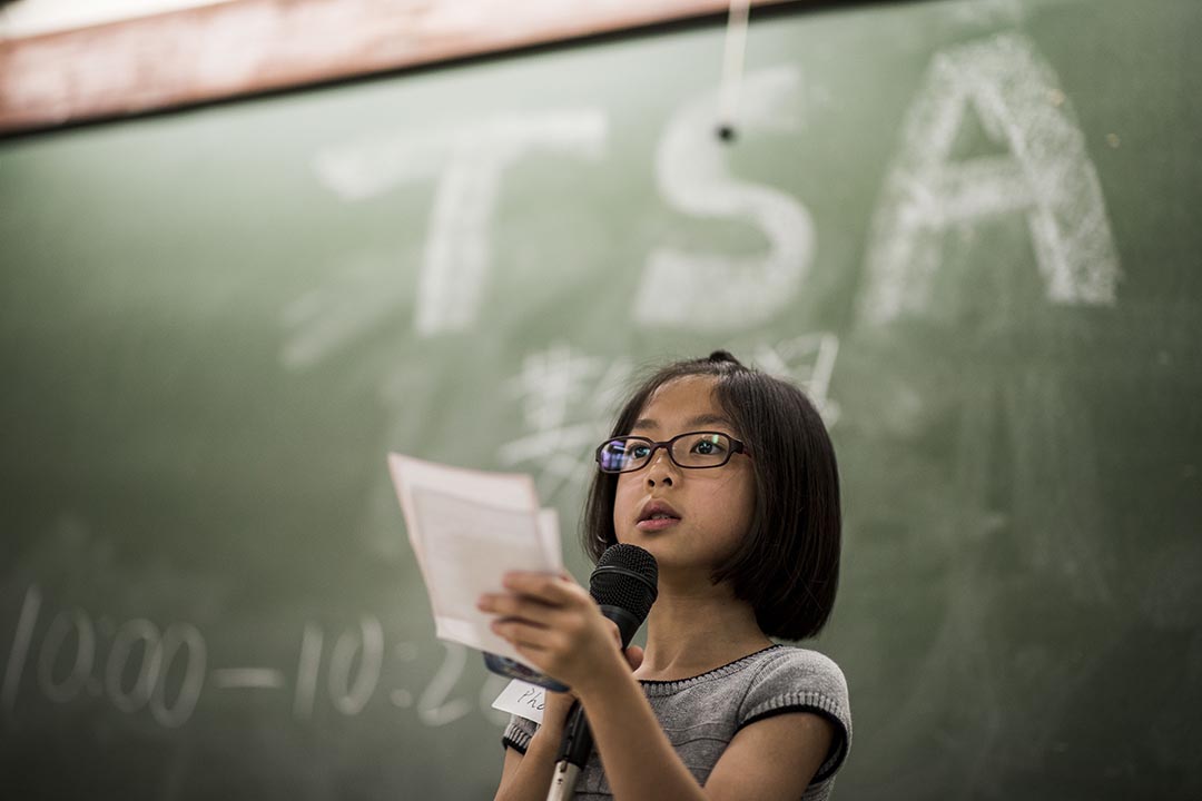十年過去，香港孩子的基本能力，真的飆升了嗎？攝：Xaume Olleros/端傳媒