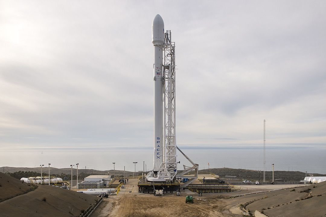 2016年1月16日，美國范登堡空軍基地，圖為SpaceX集團研發的Falcon 9火箭。攝：Bill Ingalls/NASA via GETTY