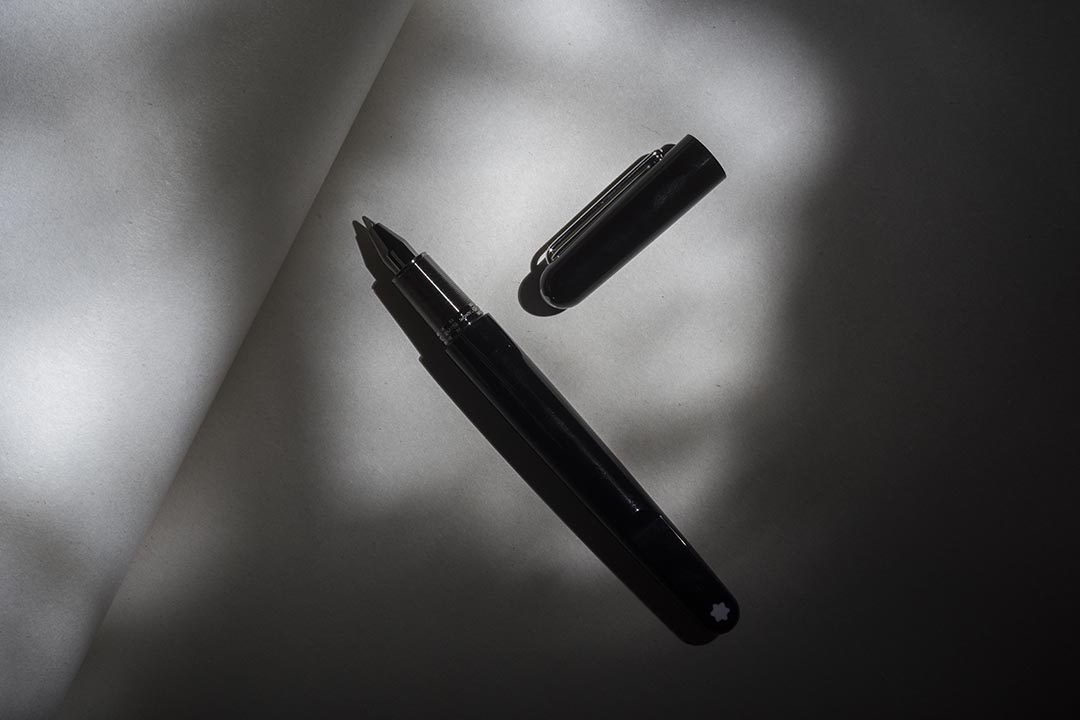 Montblanc M Fountain Pen $4,400 摄:Stephen Maturen/端传媒